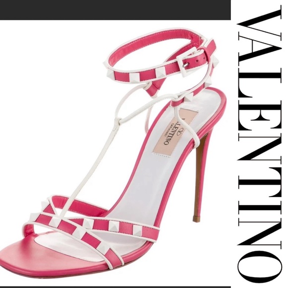 đđHOST PICKđâĽď¸âĽď¸ Valentino Leather Sandals
Pinkâ¤ď¸â¤ď¸
